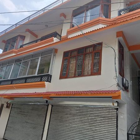 Sharma Apartment Jutogh Esterno foto