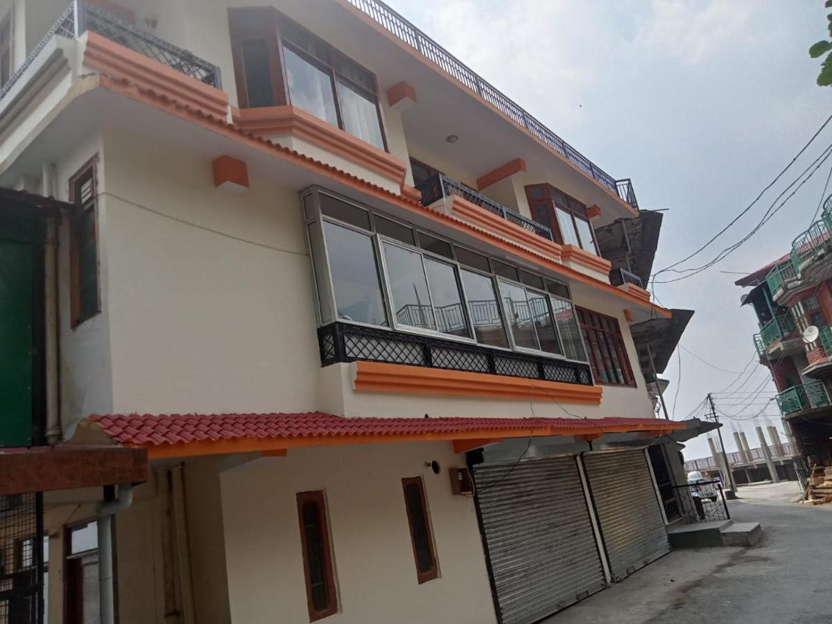 Sharma Apartment Jutogh Esterno foto