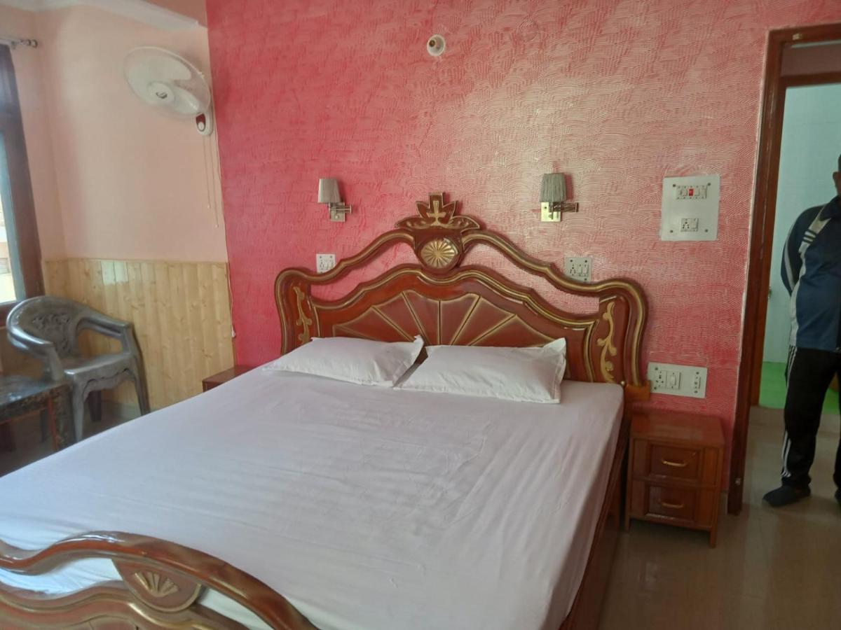 Sharma Apartment Jutogh Esterno foto